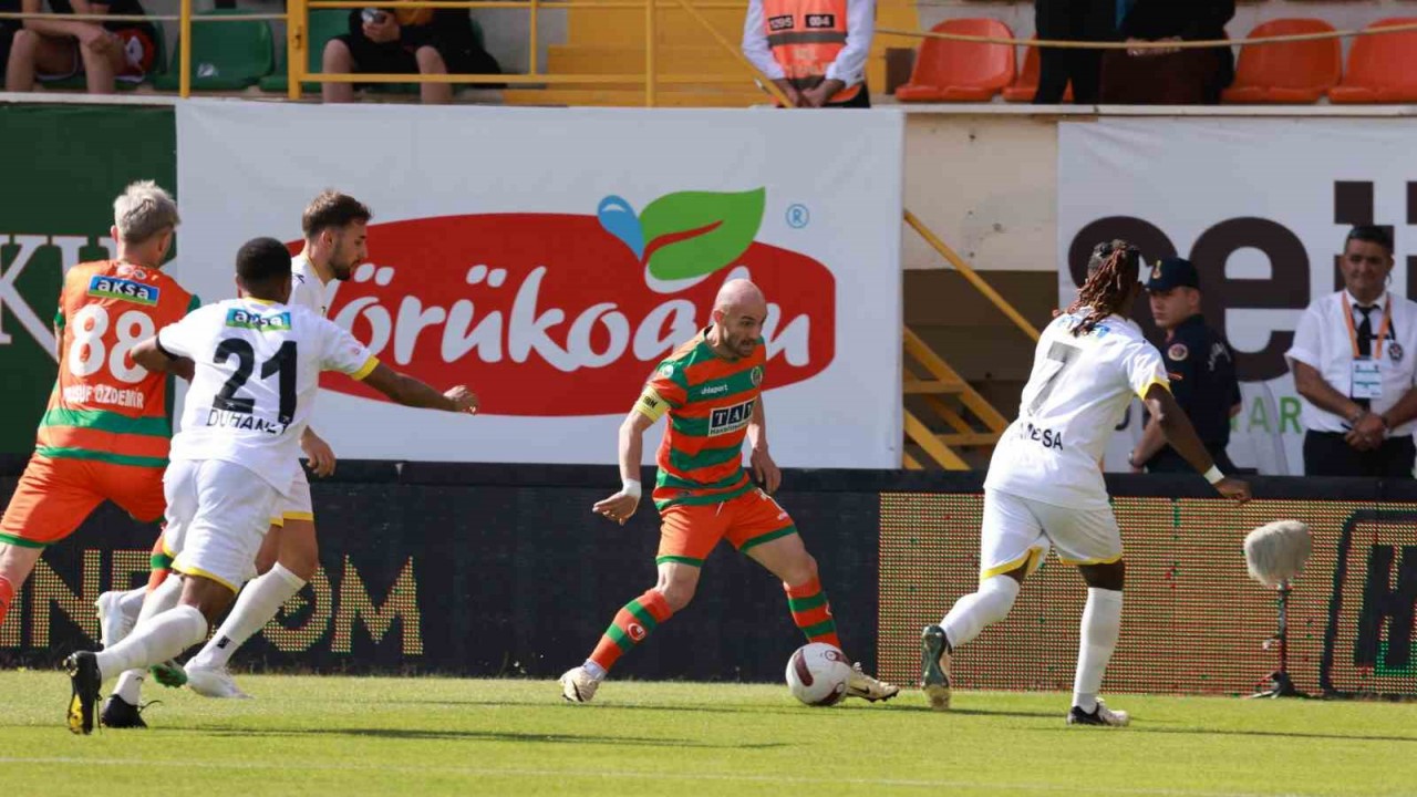 Trendyol S Per Lig Alanyaspor Stanbulspor Lk Yar Mersin