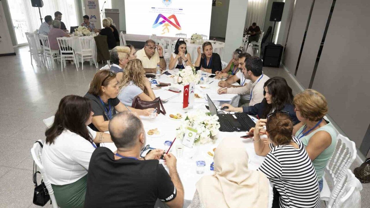 Mersin’de ’Sokak Hayvanları Çalıştayı’