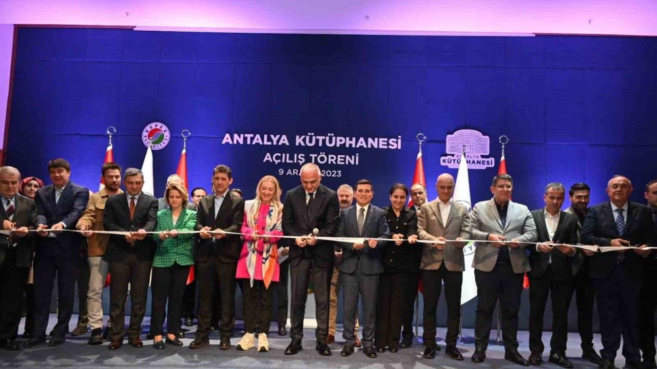 Akdeniz’in en büyük kütüphanesi, Bakan Ersoy’un katılımıyla açıldı