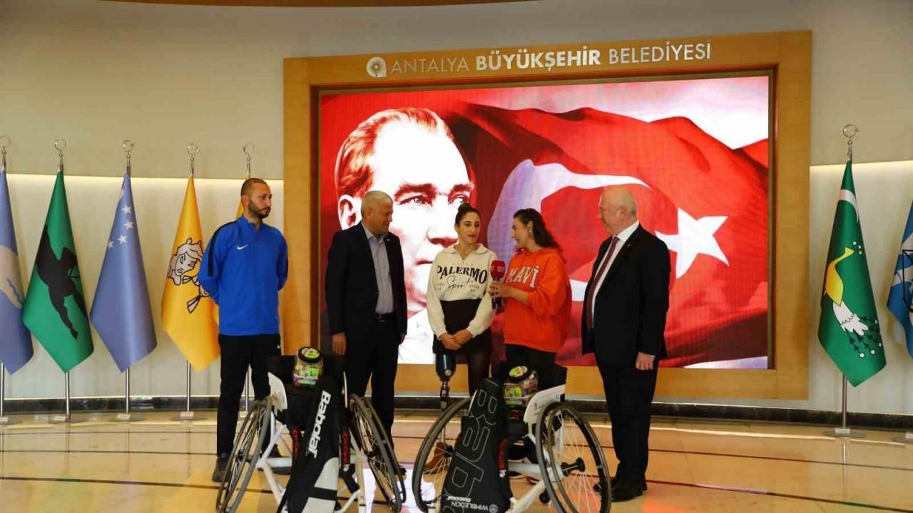 Antalya Büyükşehir Belediyesi’nden engelli milli sporculara ekipman desteği