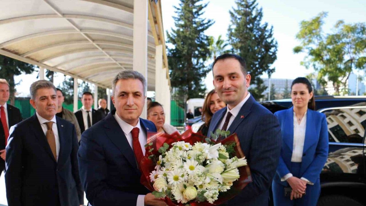 Antalya Cumhuriyet Başsavcısı Yakup Ali Kahveci görevine başladı