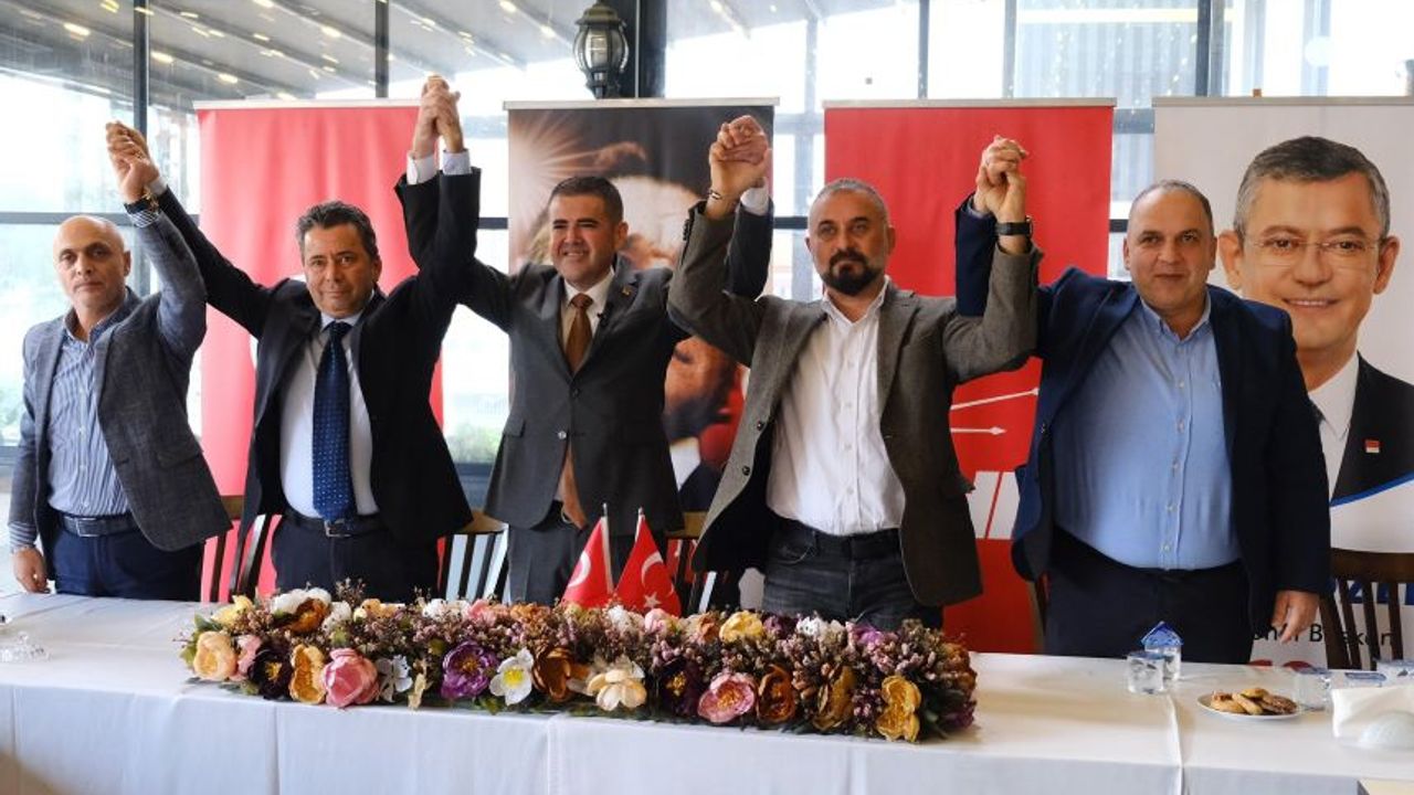 İyi Parti Mezitli'de CHP'ye transfer oldu