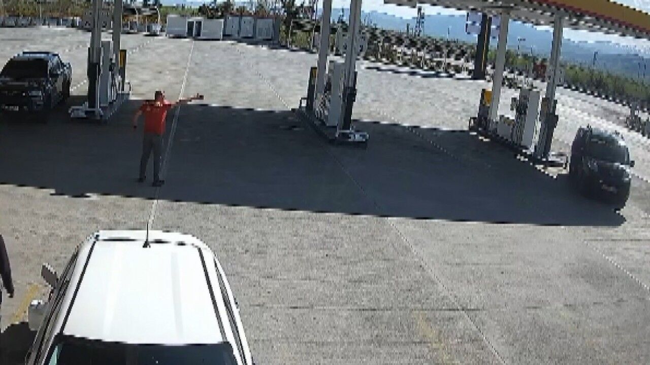 El freni çekilmeyen araç az kalsın faciaya neden oluyordu