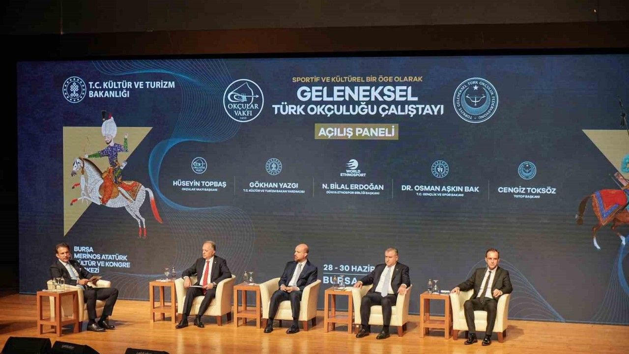 ’Geleneksel Türk Okçuluğu Çalıştayı’ Bursa’da düzenlendi