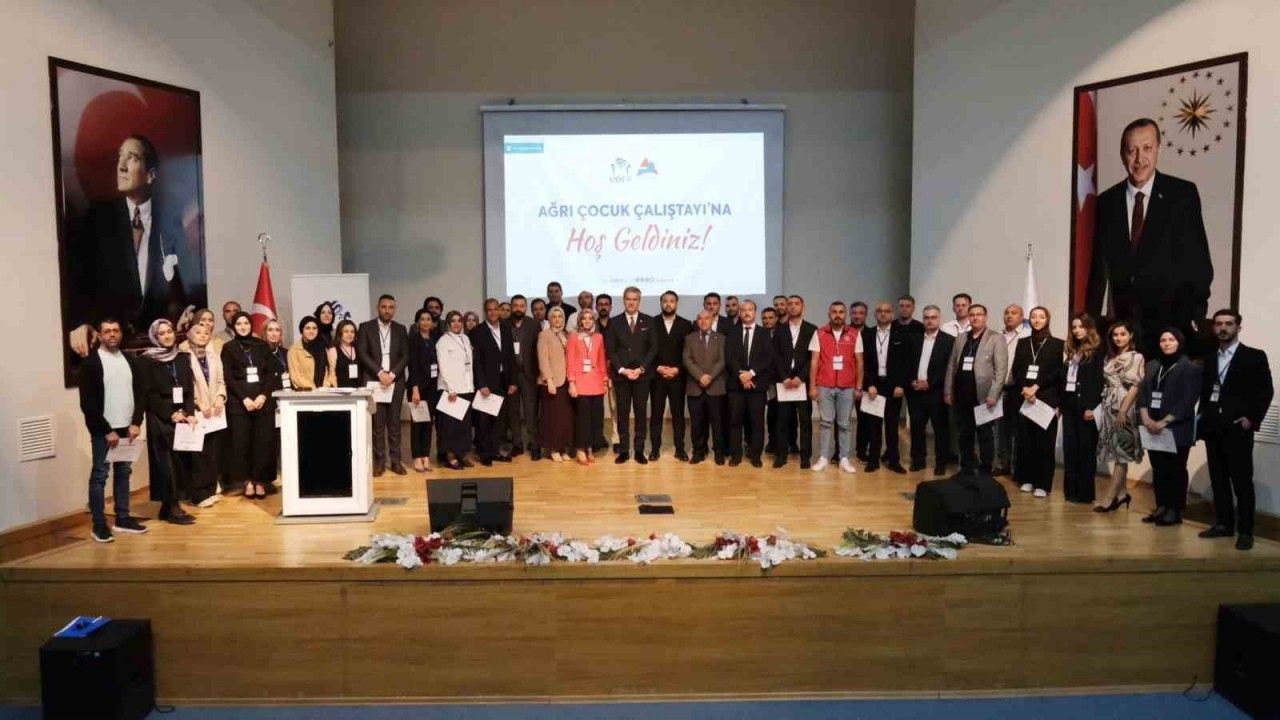 UDER ve Ağrı İbrahim Çeçen Üniversitesi İş Birliğiyle "Ağrı Çocuk Çalıştayı" Düzenlendi