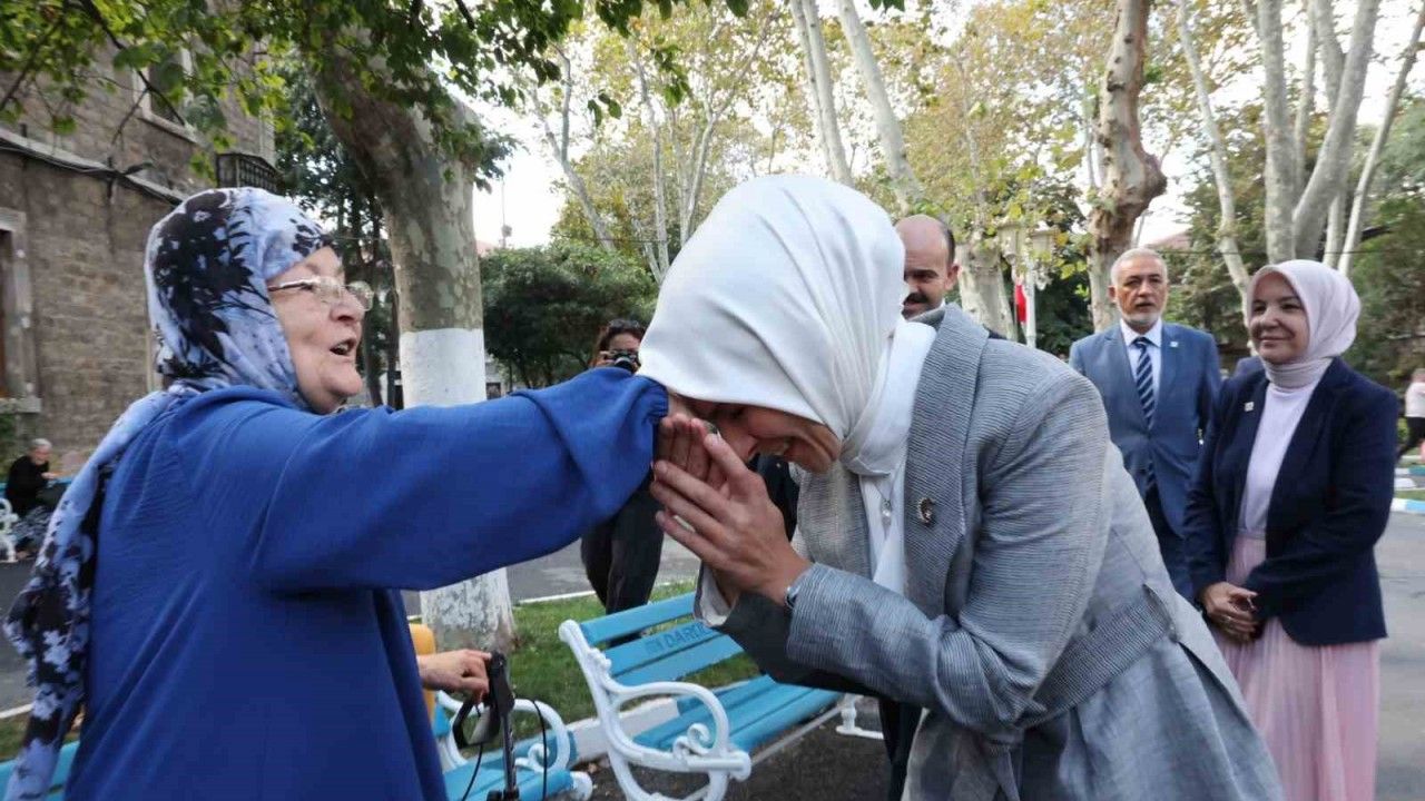 Bakan Göktaş, Darülaceze bağışçılarıyla bir araya geldi - Sonses TV /  Mersin'den SonDakika Haberleri / Mersin Gündemi /Türkiye'nin Nabzı
