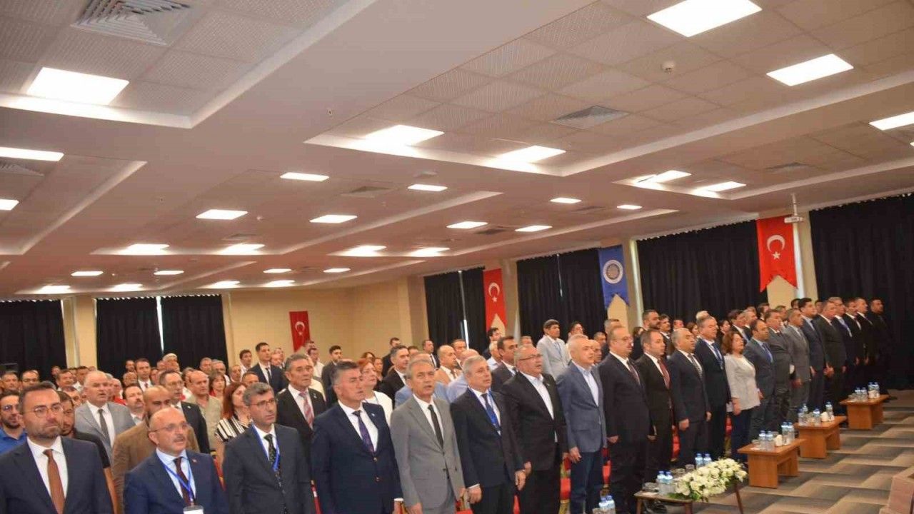 Didim’de "Büyük Menderes Havzası Su-Çevre-Ürün Güvenliği Çalıştayı" başladı