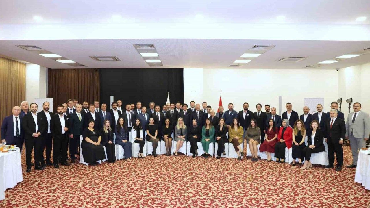 ATO Başkanı Baran, ’TOBB Türkiye 100’ Listesi’ne giren Ankara firmalarıyla bir araya geldi