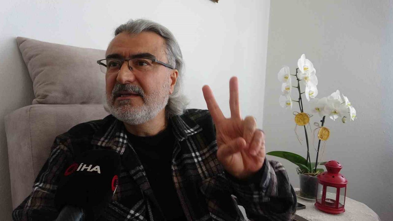 28 Şubat mağduru Şimşek: 'Başörtülü eşimi ticari taksi ile gece arka koltukta saklayıp lojmana geçiriyordum'