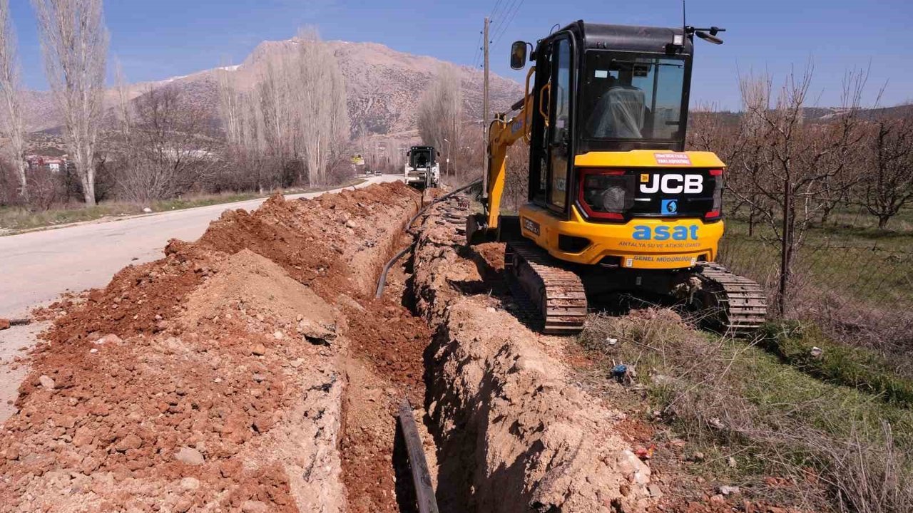 ASAT'tan Elmalı'da asfalt öncesi altyapı yatırımı