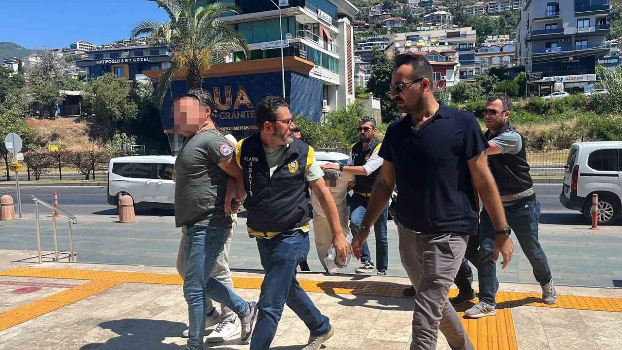 Alanya'daki pompalı tüfekli cinayette 2 tutuklama, 1 şüpheliye adli kontrol