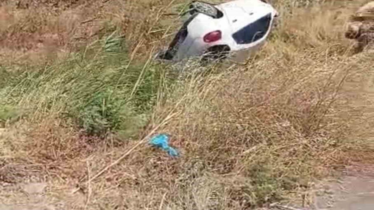 Hatay'da iki otomobil çarpıştı: 6 yaralı