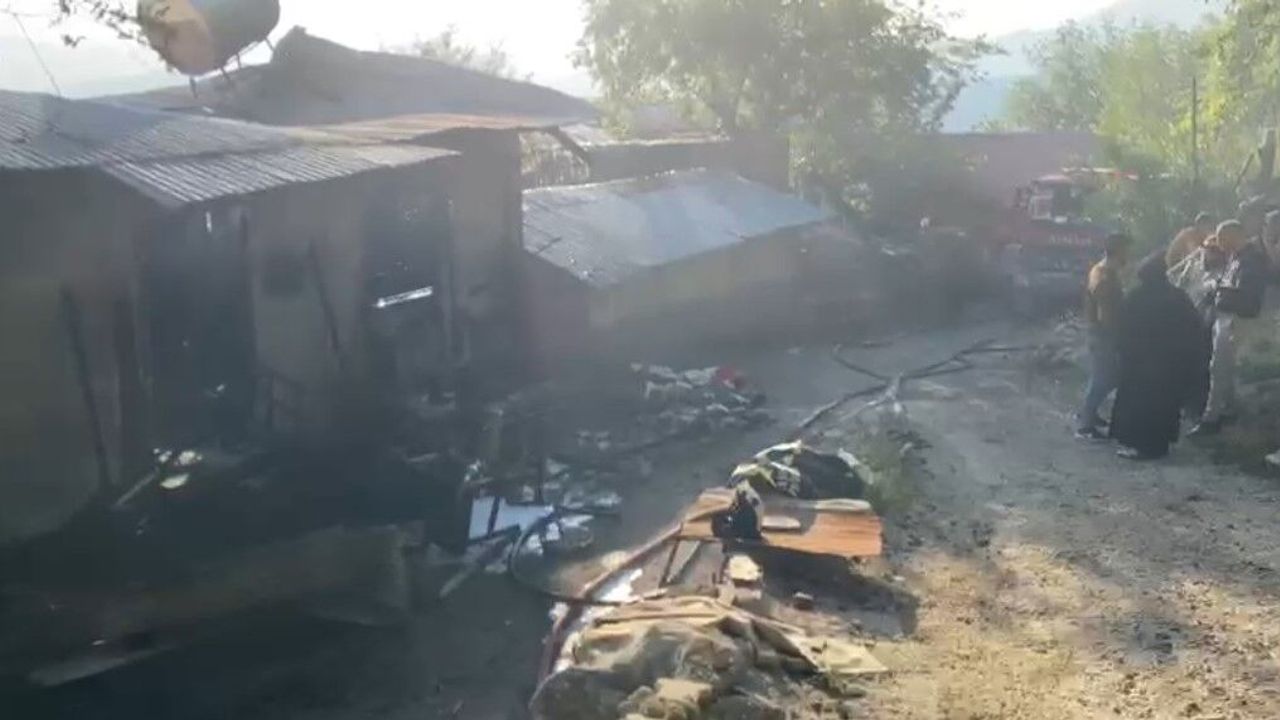 Yayla evinden ormana sıçrayan yangın söndürüldü