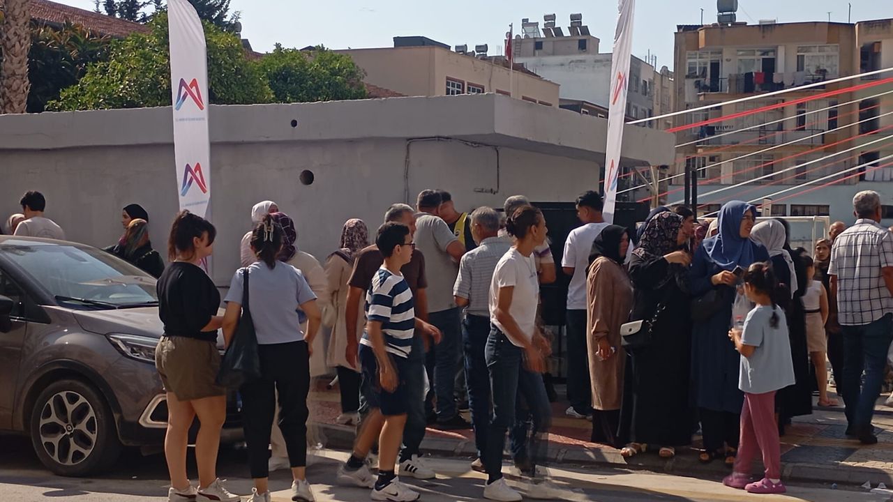 YKS Heyecanı Başladı: Milyonlar Üniversite İçin Ter Dökecek