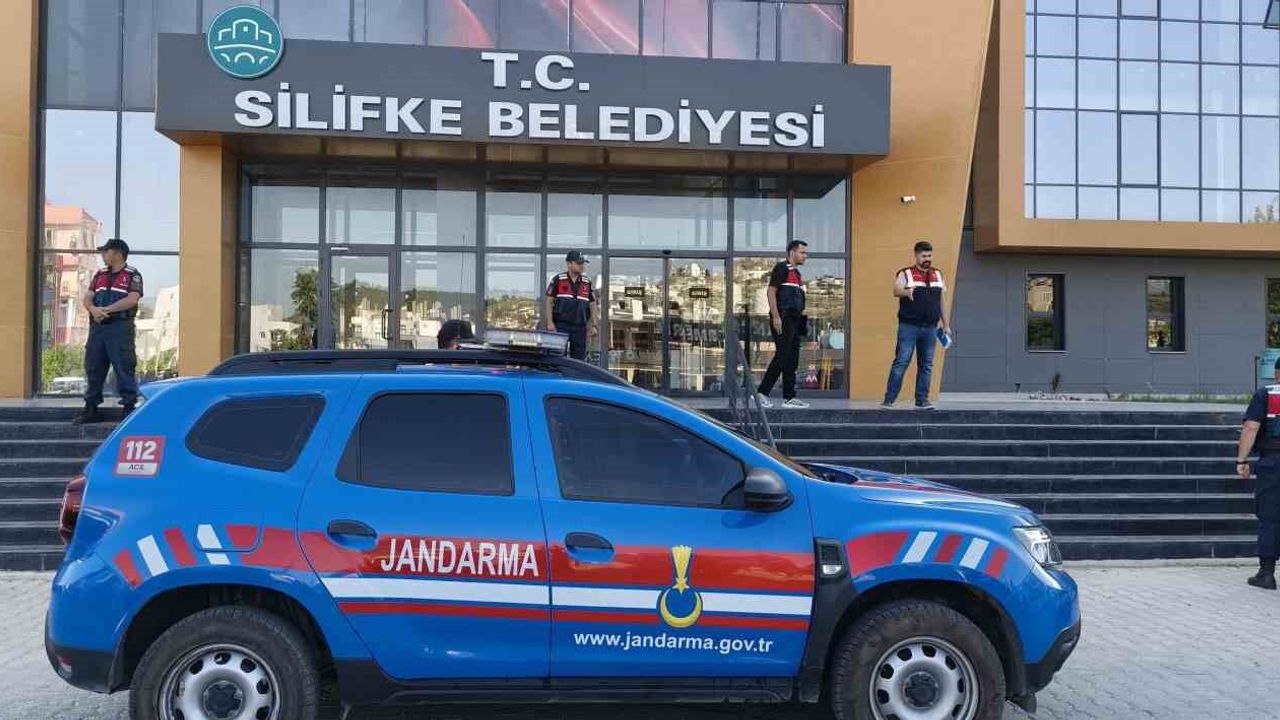 Silifke Belediyesi'ne yönelik soruşturmada tutuklu sayısı 11'e yükseldi