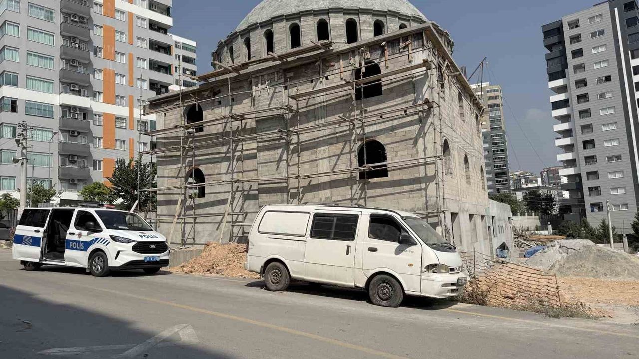 Gece bekçi inşaatta ölü bulundu