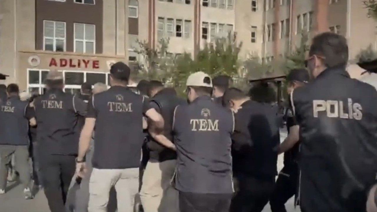 Kahramanmaraş Cumhuriyet Başsavcılığı'ndan ters kelepçe görüntülerine soruşturma