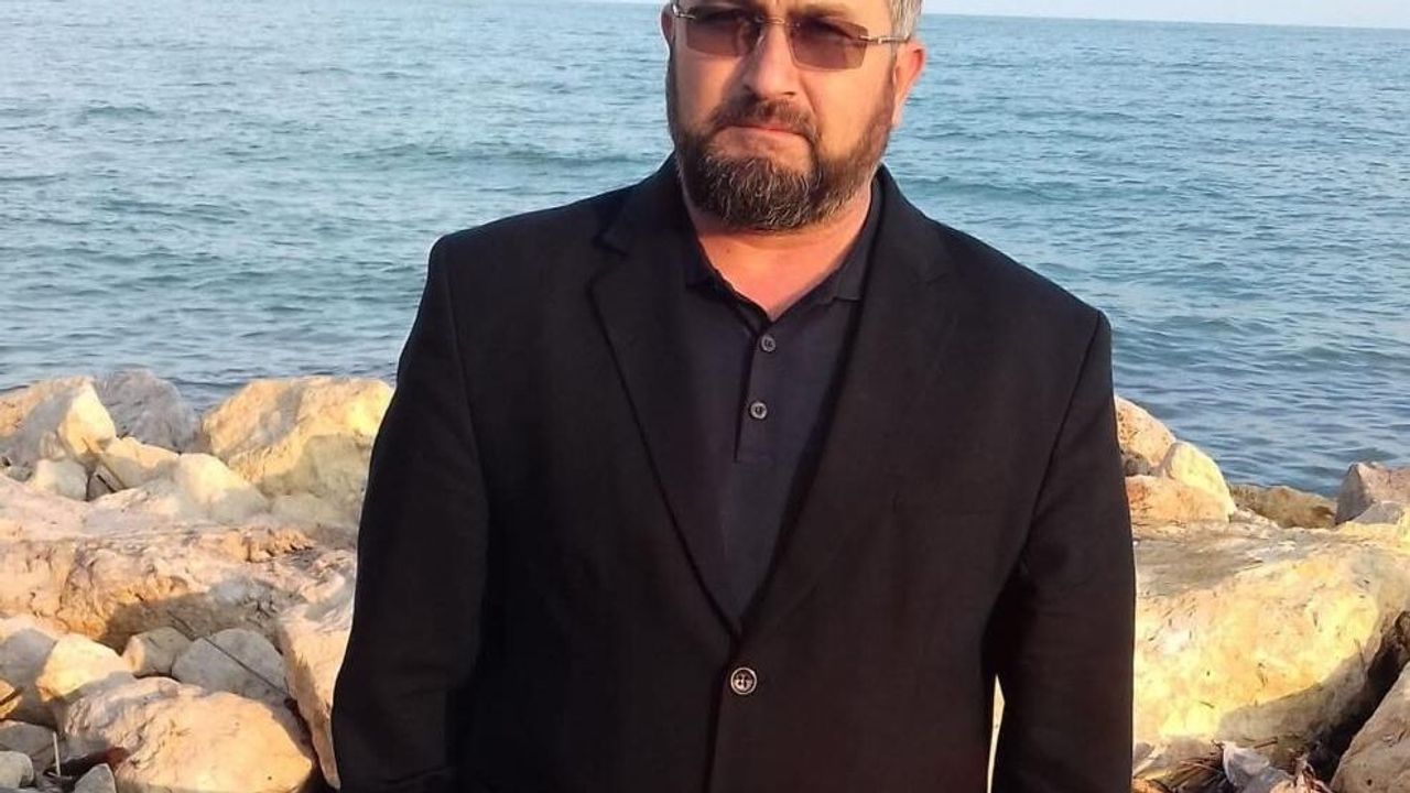 İmam mezarlıkta ölü bulundu