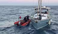 Antalya açıklarında sürüklenen tekne kurtarıldı