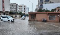 Kızkalesi Çamur Rengine Büründü