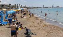 Mersin'de deniz sezonu başladı: Rus uçuşlarının iptali bölge turizmini etkiledi