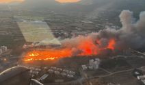 Silifke'de Mahallede Korkutan Yangın