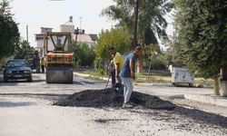 Tarsus Belediyesi yolları yenileniyor