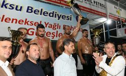 Antalya Aksu’da başpehlivan Mehmet Yeşil Yeşil oldu