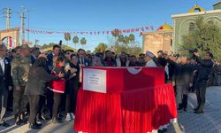 Hamile eşten şehide gözü yaşlı son bakış