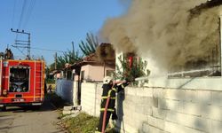 Hatay’da bir meskende yangın çıktı