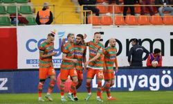 Corendon Alanyaspor: 3 - Samsunspor: 1 (Maç sonucu)