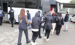 Mersin'de kadın bahisçileri de tutukladılar!