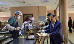 MEÜ'de Yemek Seçimi Öğrencilere Bırakıldı