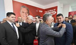 Muratpaşa’da 150 İYİ Parti üyesi törenle CHP’ye katıldı