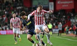 Trendyol Süper Lig: Antalyaspor: 0 - Fenerbahçe: 0 (Maç devam ediyor)