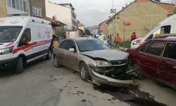 Isparta’da trafik kazası: 2 yaralı