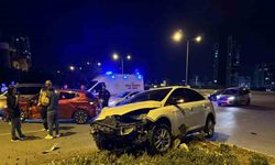 Mersin’de iki otomobil çarpıştı: 5 yaralı