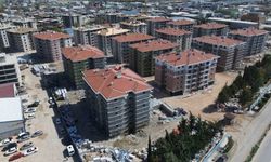 Onlarca insana mezar olan 600 konutlar, 22 metreyi bulan fore kazıklarla adeta 5 ayda yeniden inşa edildi