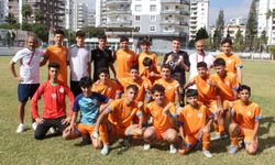 Yenişehir Belediyespor şampiyonluğa koşuyor