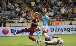 Trendyol Süper Lig: Hatayspor: 1 - Trobzonspor: 0 (İlk yarı)