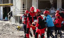 Burdur’da 5,7 şiddetindeki deprem tatbikatında gerçeği aratmayan görüntüler