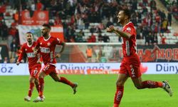 Trendyol Süper Lig: Antalyaspor: 2 - Sivasspor: 1 (Maç sonucu)