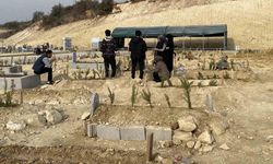 Mersin’de babasının öldürdüğü çocuk toprağa verildi