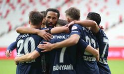 Ziraat Türkiye Kupası: Antalyaspor: 4 - Küçükçekmece Sinopspor: 1