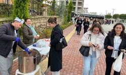 ALKÜ’deki öğrencilere sınav öncesi çorba ikramı