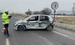 Elazığ’da trafik kazası: 1’i ağır 3 yaralı