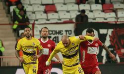 Trendyol Süper Lig: Antalyaspor: 1 - Eyüpspor: 4 (Maç sonucu)