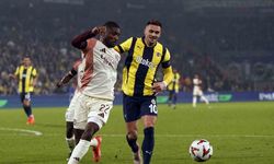 UEFA Avrupa Ligi: Fenerbahçe: 0 - Lyon: 0 (İlk yarı)