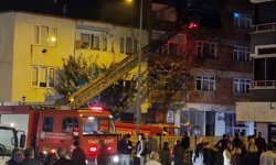 Boş dairede çıkan yangın mahalleliyi sokağa döktü