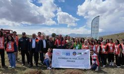 Divriği’de gençlerden ‘yeşil izler’